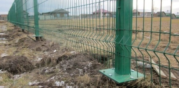 Купить сваи для ограждения от производителя в Боровичах от 1402 руб: низкая цена, быстрая установка